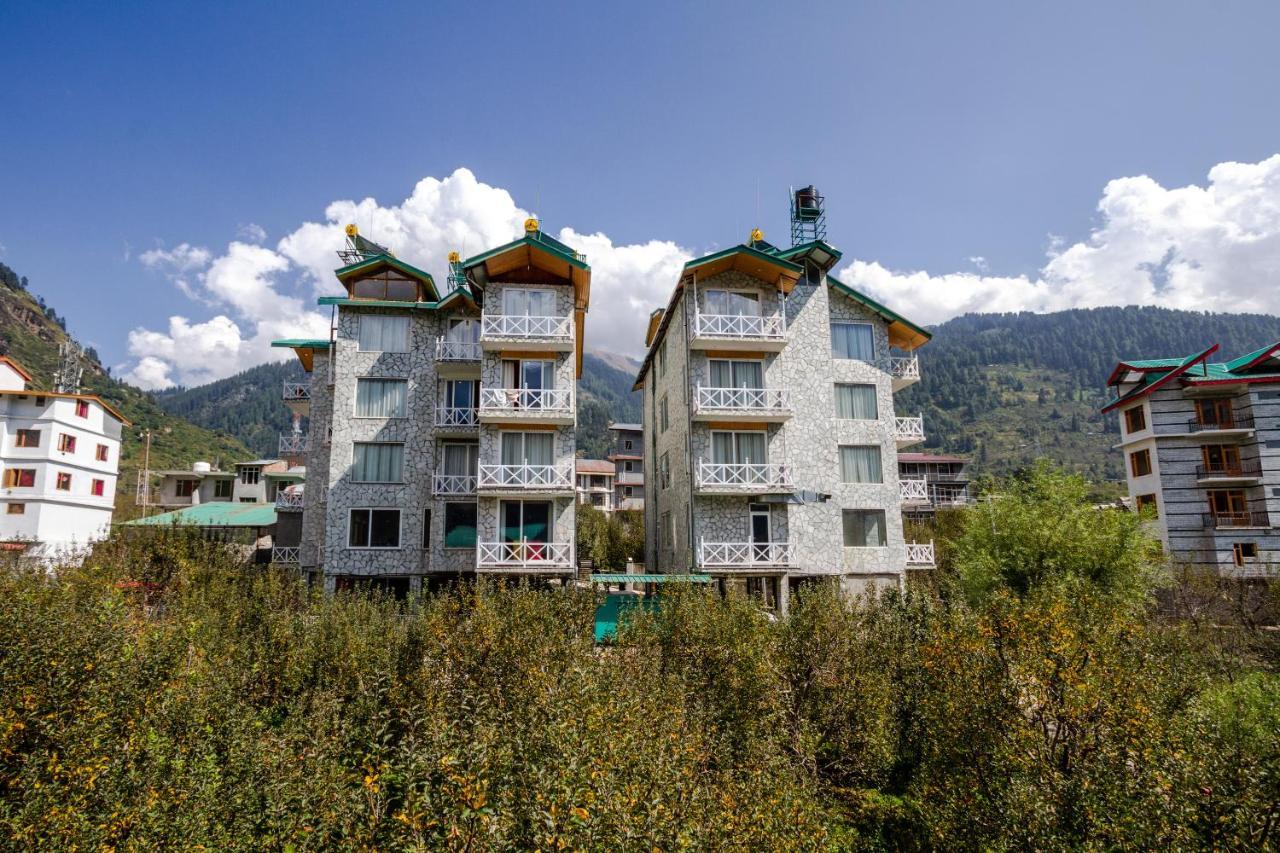 Tripli Hotels Stone House Cottage Manāli Exteriör bild