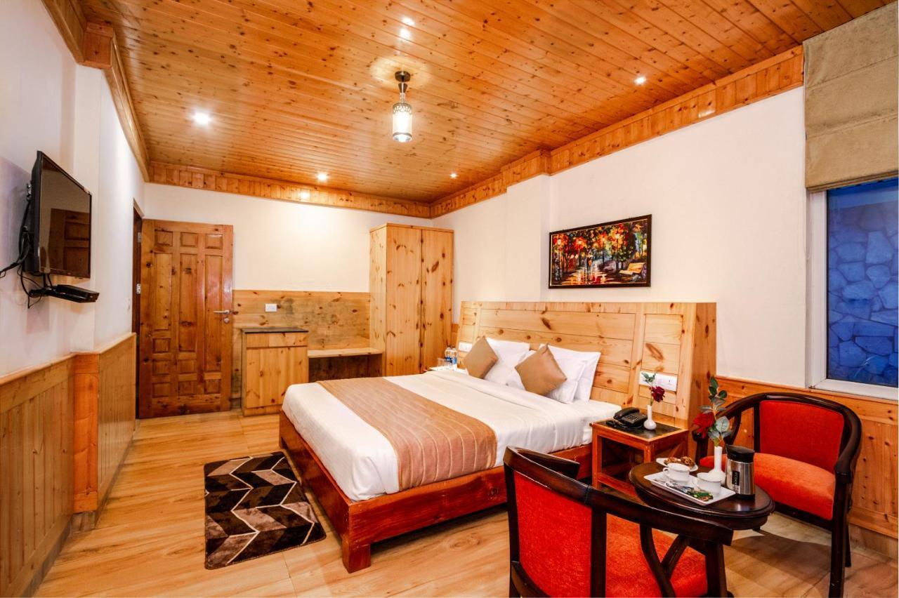 Tripli Hotels Stone House Cottage Manāli Exteriör bild