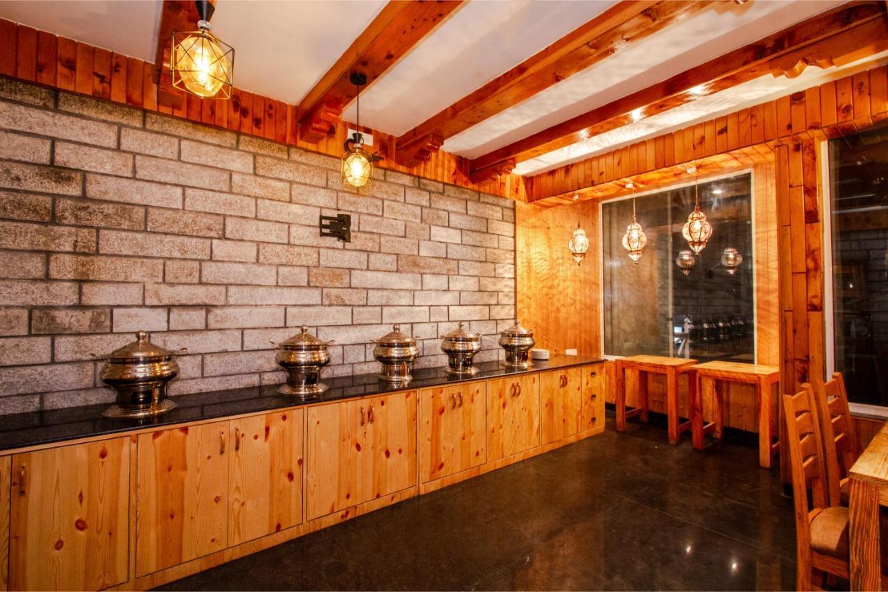 Tripli Hotels Stone House Cottage Manāli Exteriör bild