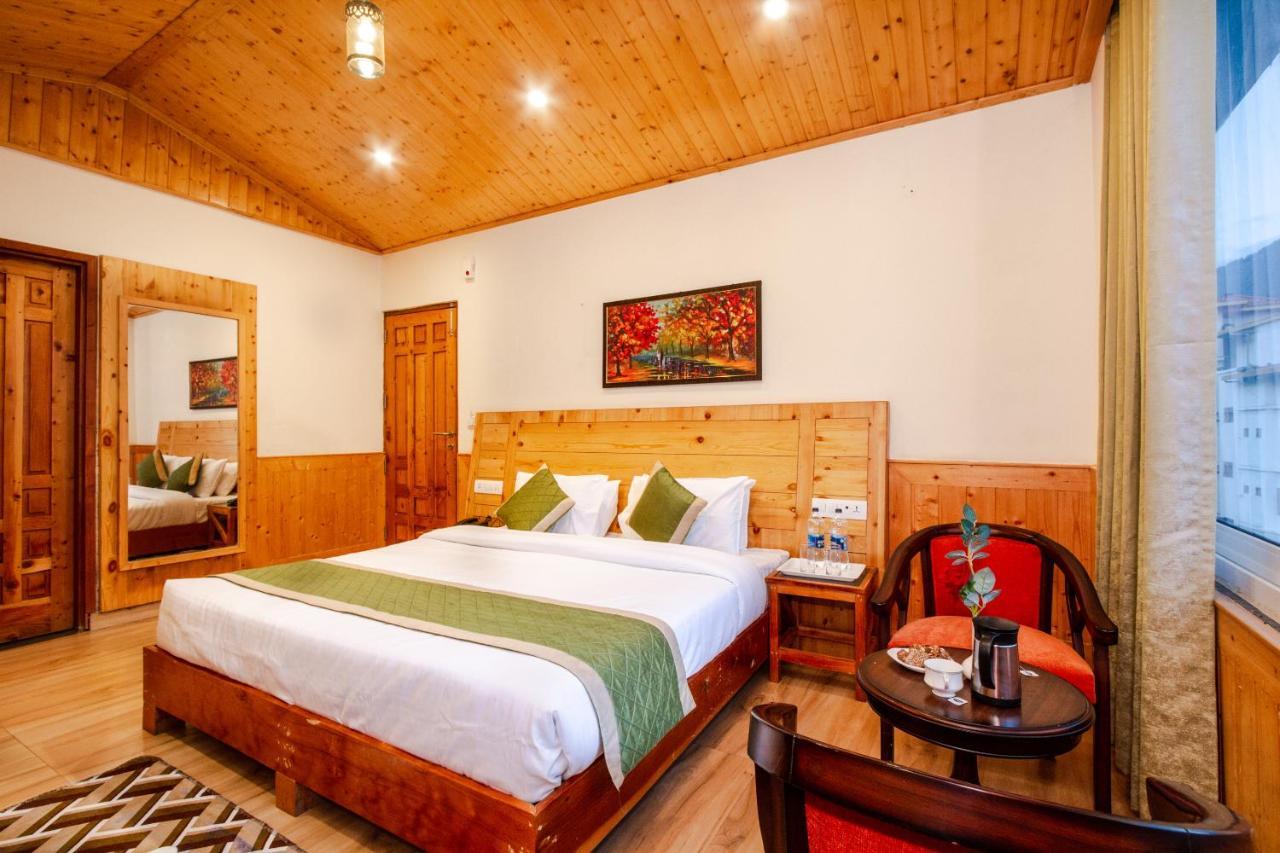 Tripli Hotels Stone House Cottage Manāli Exteriör bild