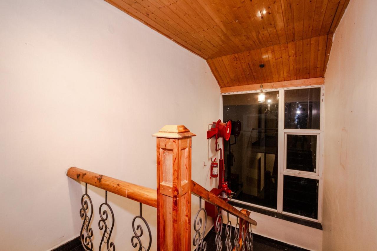 Tripli Hotels Stone House Cottage Manāli Exteriör bild