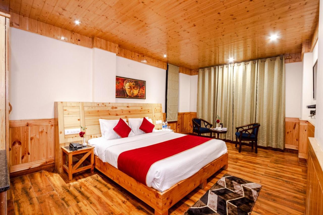 Tripli Hotels Stone House Cottage Manāli Exteriör bild